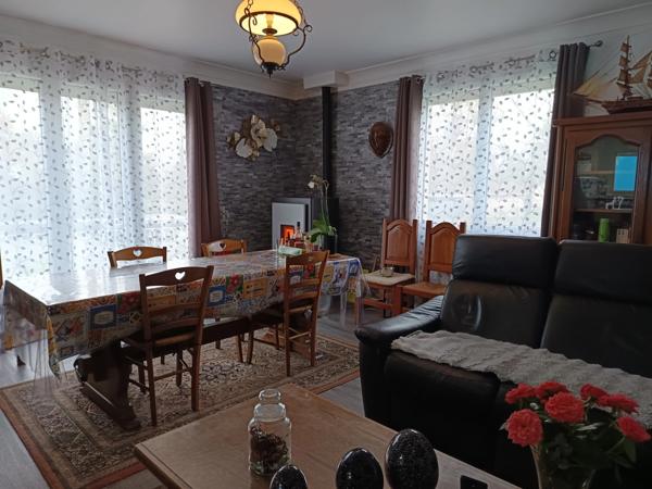 MAISON 4 CHAMBRES SUR SOUS SOL PROCHE CENTRE VILLE