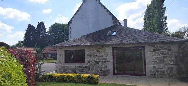 Maison maison de campagne Plouzévédé Hors centre ville 163 m²
