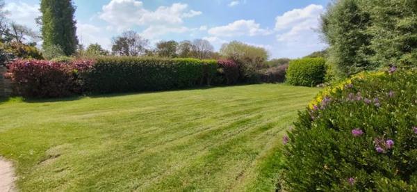 Maison maison de campagne Plouzévédé Hors centre ville 163 m²