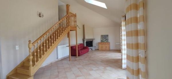 Maison maison de campagne Plouzévédé Hors centre ville 163 m²