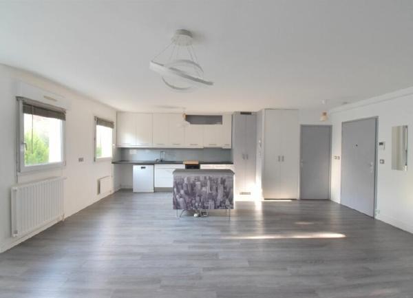 Appartement à louer    3 pièces • 91,05 m2 Lyon 3