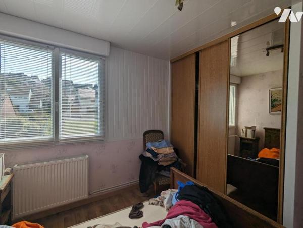 QUERQUEVILLE - PAVILLON 3 CHAMBRES ET GARAGE - VUE MER