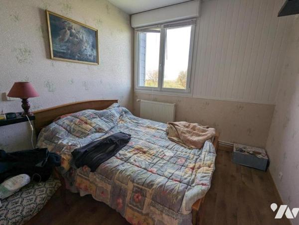 QUERQUEVILLE - PAVILLON 3 CHAMBRES ET GARAGE - VUE MER