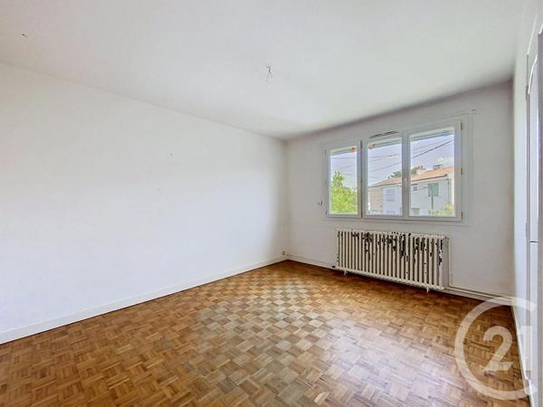 Maison à vendre  4 pièces - 82 m 2   CHOLET  - 49