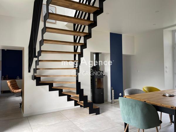 Maison à LA BOISSIERE-DES-LANDES, 85430 - 7 pièces 145m²