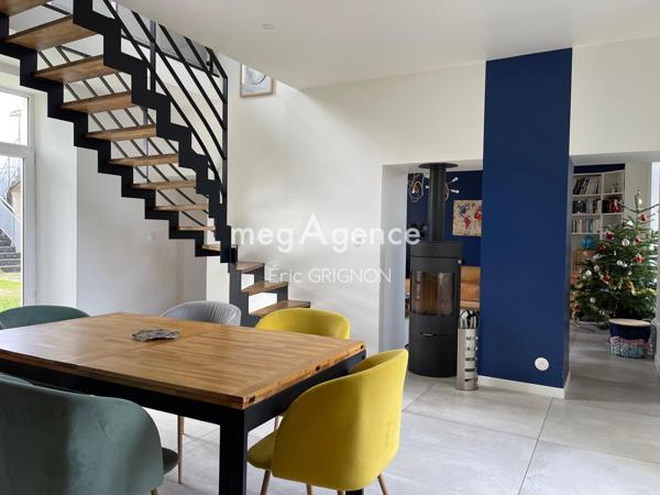 Maison à LA BOISSIERE-DES-LANDES, 85430 - 7 pièces 145m²