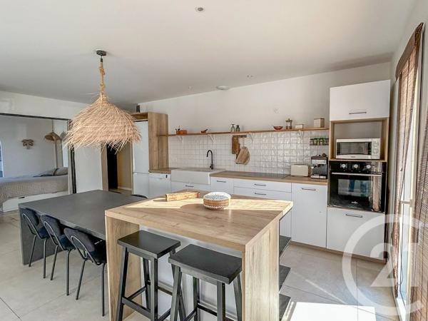 Maison à vendre  4 pièces - 120,31 m 2   ST MATHURIN  - 85