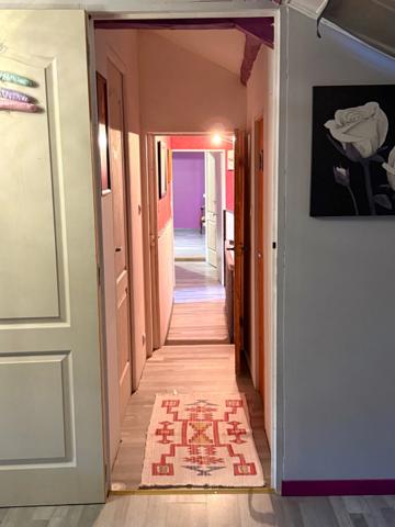 Maison à vendre 12 pièces ()