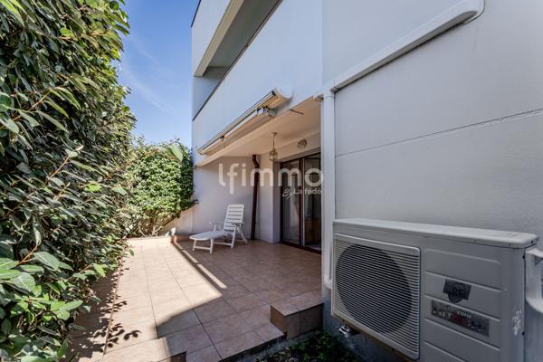 Appartement T2 avec terrasse et place de parking