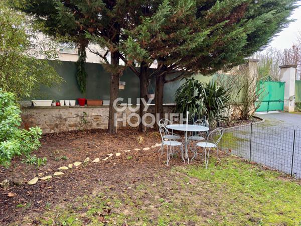 APPARTEMENT 2 PIÈCES (51m²) DANS UN HÔTEL PARTICULIER