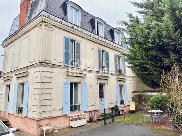 APPARTEMENT 2 PIÈCES (51m²) DANS UN HÔTEL PARTICULIER