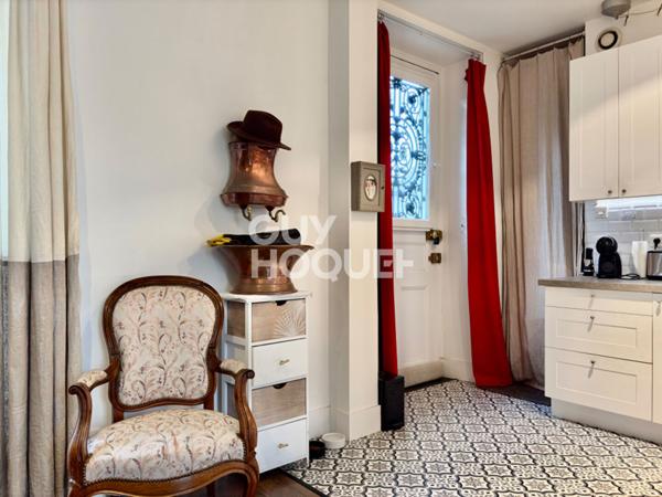 APPARTEMENT 2 PIÈCES (51m²) DANS UN HÔTEL PARTICULIER