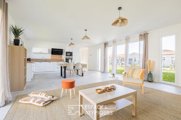 Villa neuve et lumineuse entre forêt et océan