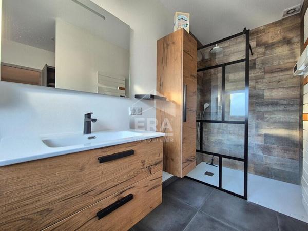 Maison de plain pied à Saint Etienne du Bois