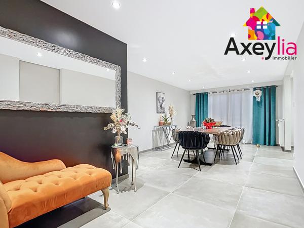 Roanne (42300) A VENDRE - HYPER CENTRE VILLE - APPARTEMENT T5 ENTIÈREMENT RÉNOVÉ AVEC GARAGE ET CAVE