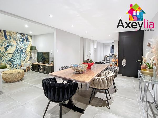 Roanne (42300) A VENDRE - HYPER CENTRE VILLE - APPARTEMENT T5 ENTIÈREMENT RÉNOVÉ AVEC GARAGE ET CAVE