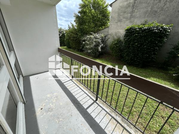 Location Studio 31.8 m² - 35 RUE DE L'AMIRAL COURBET Le Bouscat 33110