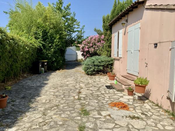 Dpt 30 - Gard - La Calmette - Maison plain pied occupée