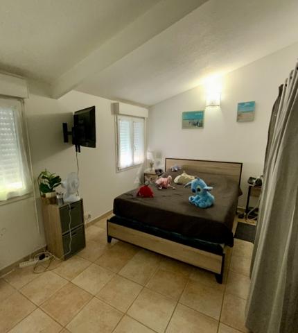 Dpt 30 - Gard - La Calmette - Maison plain pied occupée