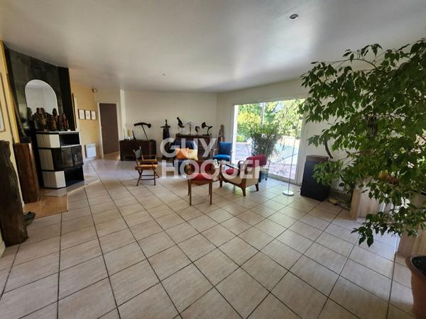 Maison spacieuse à vendre à Canéjan - Référence 3281