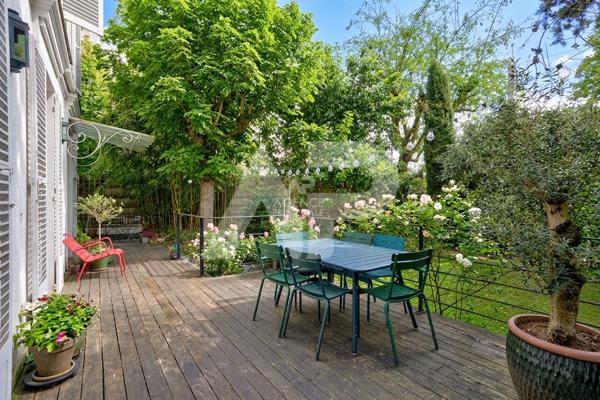 SEVRES RIVE DROITE - MAISON DE CHARME 995 000 € **  - Référence  632-S