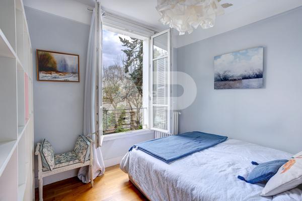 SEVRES RIVE DROITE - MAISON DE CHARME 995 000 € **  - Référence  632-S