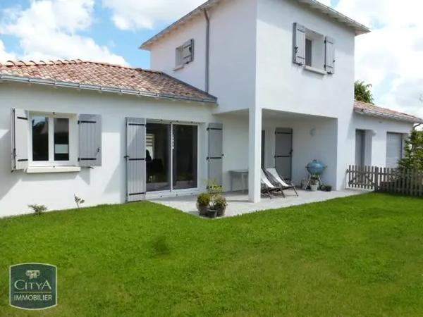 Maison à louer 4 pièces 112.5m² Pornic (44210)