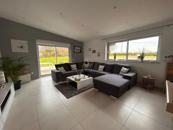 Charmante Maison de Semi Plain-Pied Rénovée avec Jardin Paisible