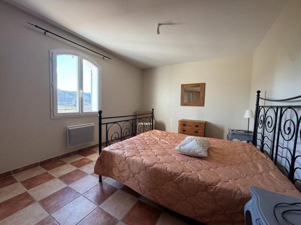 MAGNIFIQUE VILLA 6 PIECES AVEC UNE TRES JOLIE VUE, PISCINE ET GARAGE