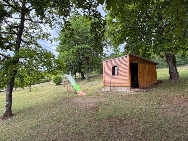 VILLA AVEC PISCINE ET PARC ARBORÉ