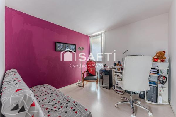 Appartement T4 aiguillon avec parking