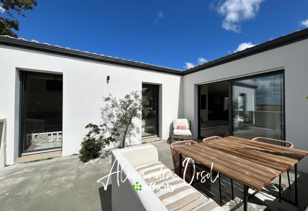 Maison
         5 pièces
        - 116 m² 329 000 € *