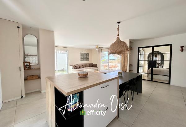 Maison
         5 pièces
        - 116 m² 329 000 € *