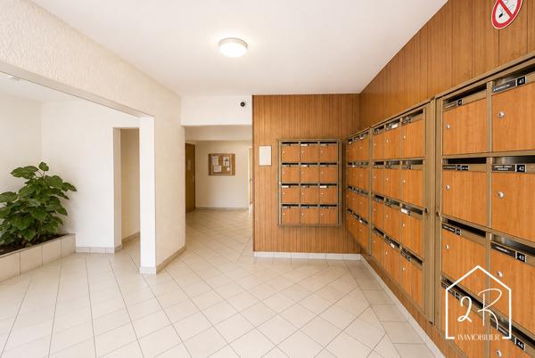 Appartement 5 pièces 101,5 m² habitables avec loggia et cave