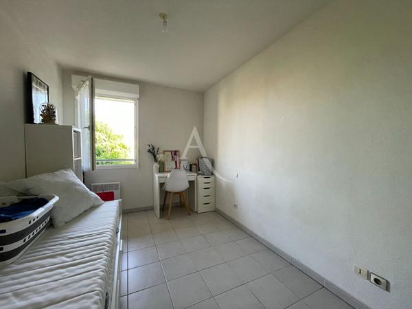 SAINTES - Appartement 2 chambres, résidence sécurisée