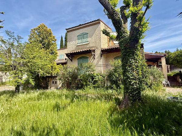 Maison 6 pièces de 190m2 - 4 chambres, - garage- jardin