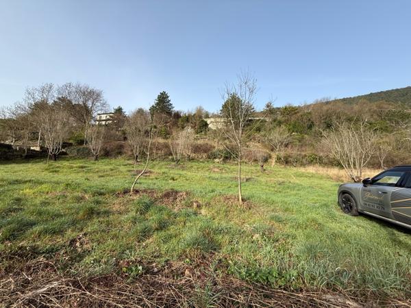 Saint-Étienne-de-Gourgas (34700) EXCLUSIVITÉ – Terrain constructible de 2063m²