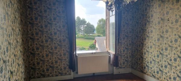 Saint Pal de Mons 43620 Idéal artisan ou investisseur possibilité découpe 4 logements plus 1000m² de terrain constructible