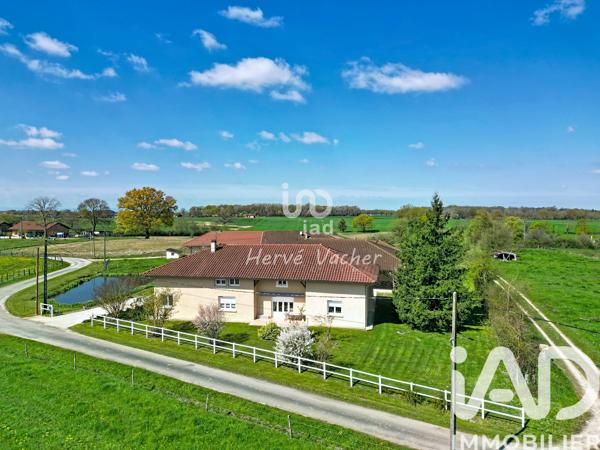 Maison à vendre 5 pièces 142,99 m² Foissiat