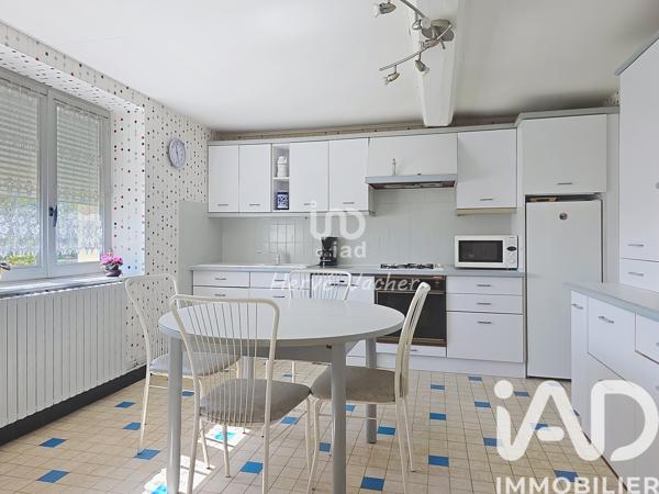 Maison à vendre 5 pièces 142,99 m² Foissiat