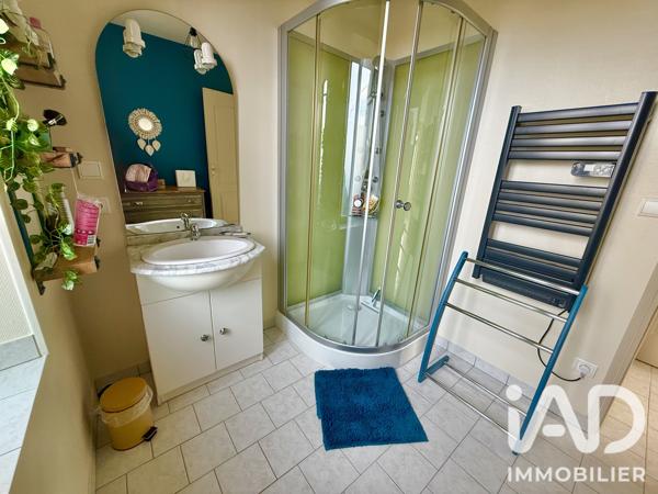 Maison à vendre 8 pièces 146 m² Sens-Beaujeu