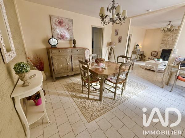 Maison à vendre 8 pièces 146 m² Sens-Beaujeu