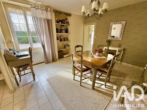 Maison à vendre 8 pièces 146 m² Sens-Beaujeu
