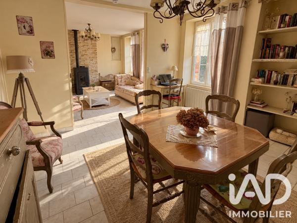 Maison à vendre 8 pièces 146 m² Sens-Beaujeu