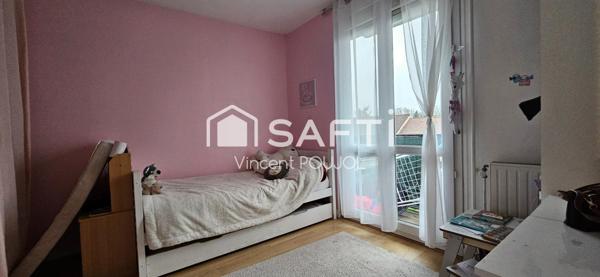 T4 avec parking privatif et cave