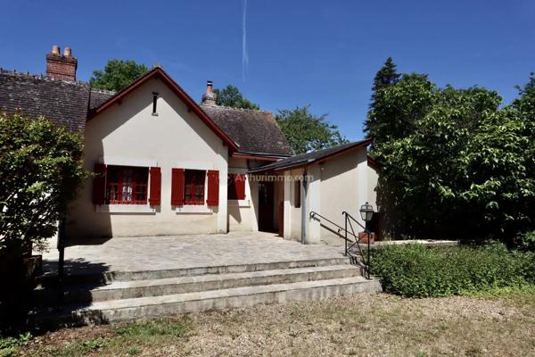Vente Maison 5 pièces 131 m2 à La Chartre-sur-le-Loir