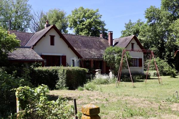 Vente Maison 5 pièces 131 m2 à La Chartre-sur-le-Loir