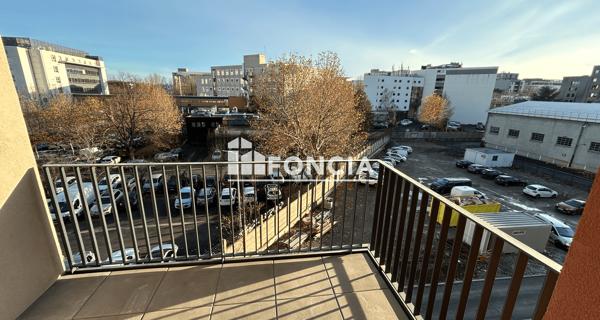 Location Studio 30 m² - Clermont-ferrand 63100