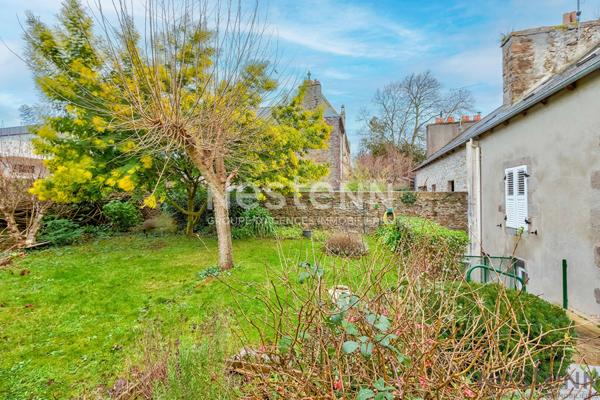 MAISON DE VILLE QUARTIER SAINT CHARLES AVEC JARDIN CLOS DE MURS