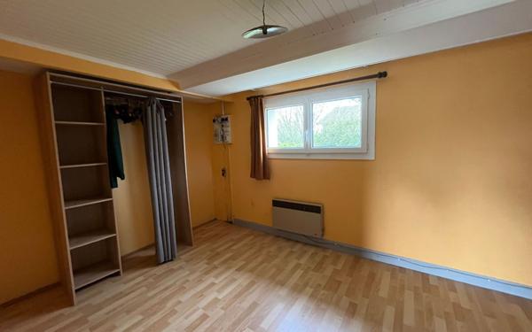 Maison à vendre    5 pièces •  Saint-Amant-de-Bonnieure